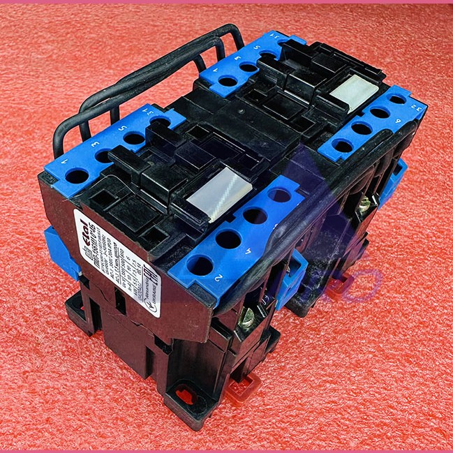 Пускатель магнитный ПМЛ-1561М 0*4Б 10А 110В ГОСТ Р 50030.4.1 ЭТАЛ