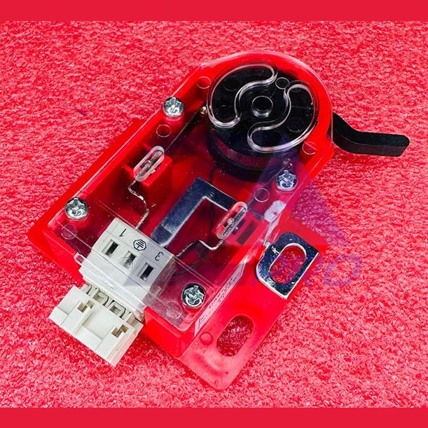 Выключатель правый TAA177AH2 XAA177BL4